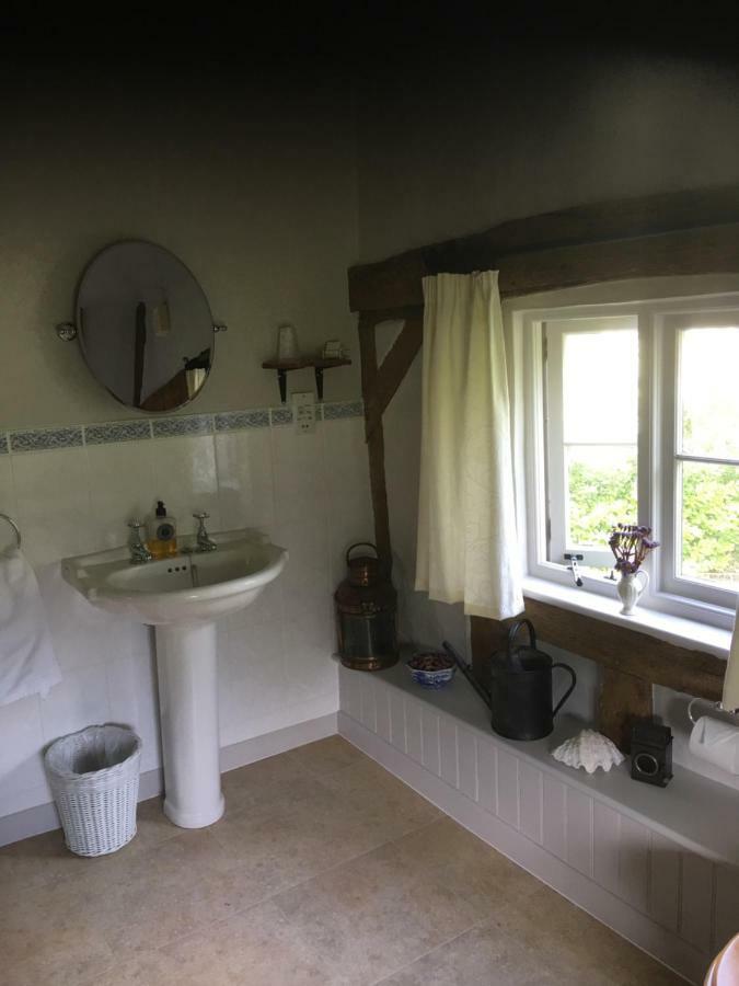 Bumble Cottage B&B Stradbroke Extérieur photo