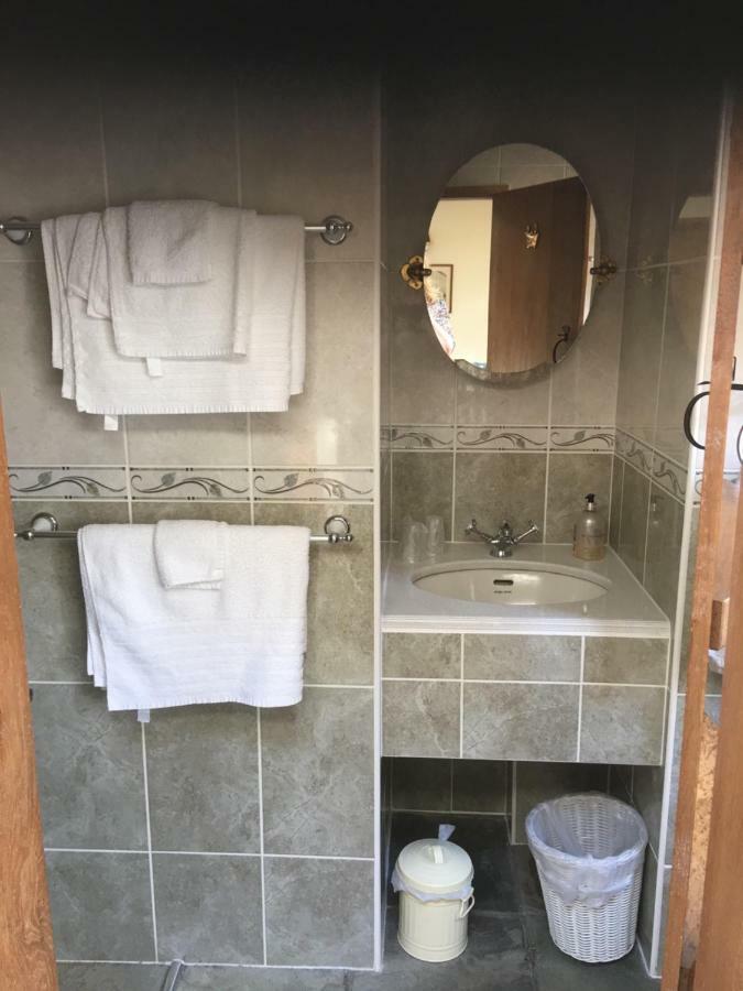 Bumble Cottage B&B Stradbroke Extérieur photo