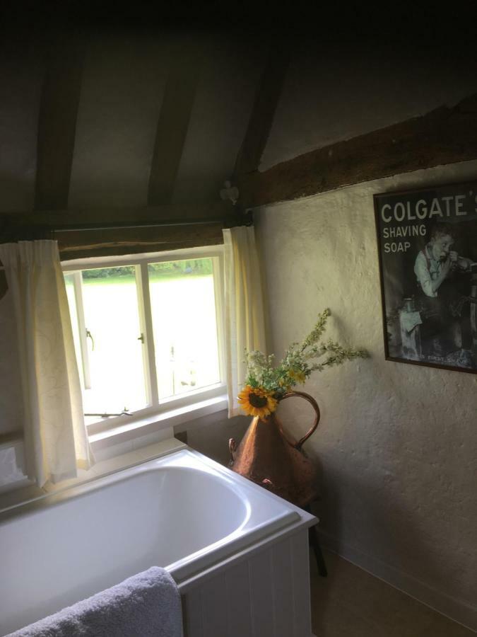 Bumble Cottage B&B Stradbroke Extérieur photo